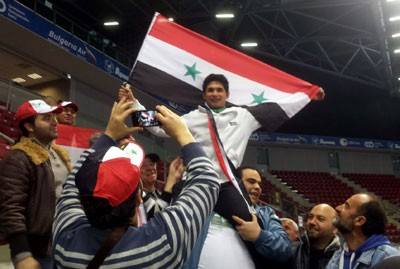 ملاكمنا أحمد غصون يفوز على ملاكم نيوزيلاندي في الدور الأول من بطولة العالم للشباب