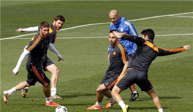 ثلاثة لاعبين في ريال مدريد مهددين بعدم التواجد في الإياب أمام البايرن